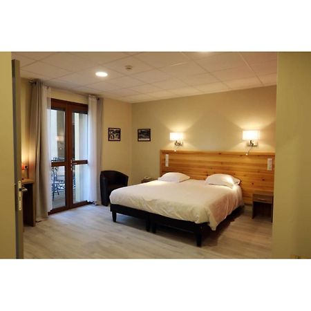 Hotel Belleville ลามาลูส์-เลส์-แบ็งส์ ภายนอก รูปภาพ