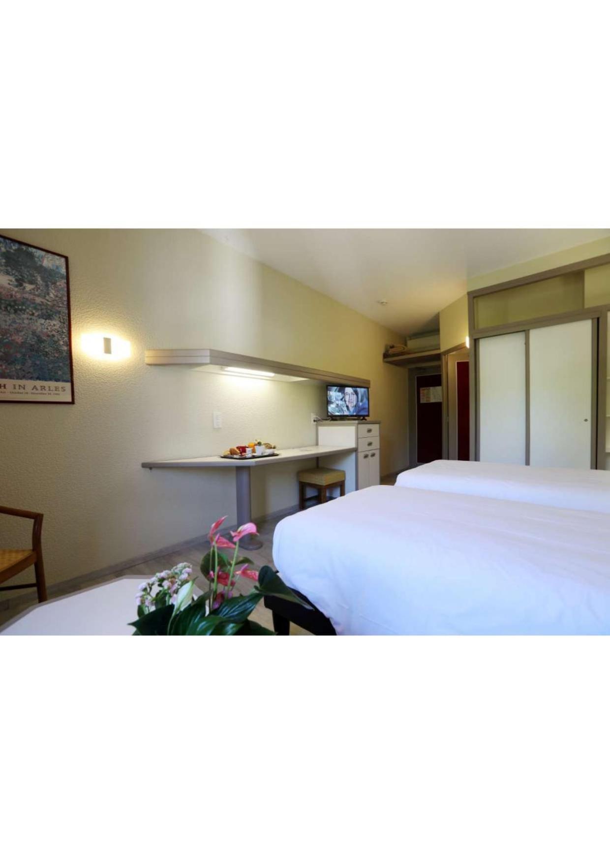 Hotel Belleville ลามาลูส์-เลส์-แบ็งส์ ภายนอก รูปภาพ