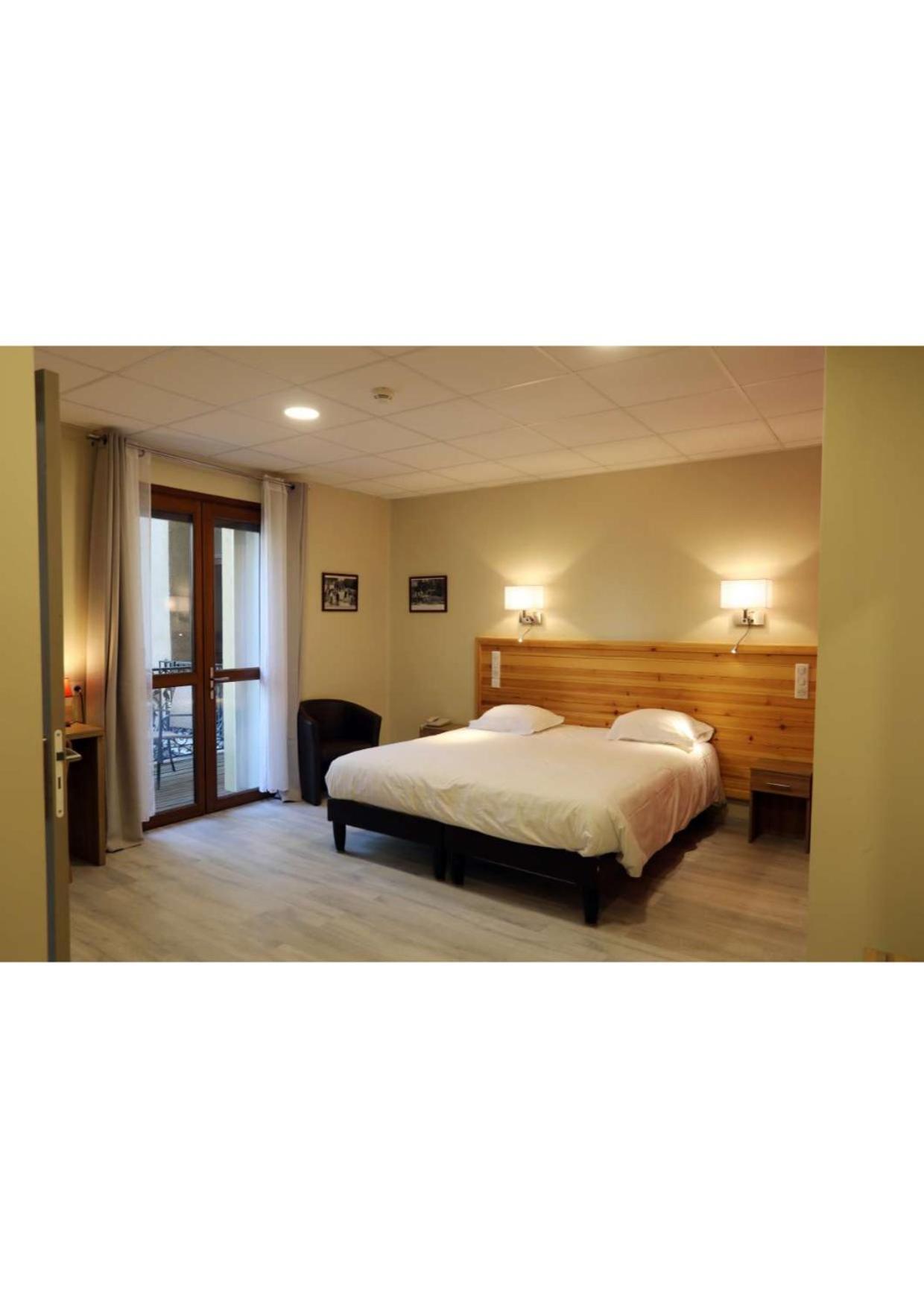 Hotel Belleville ลามาลูส์-เลส์-แบ็งส์ ภายนอก รูปภาพ