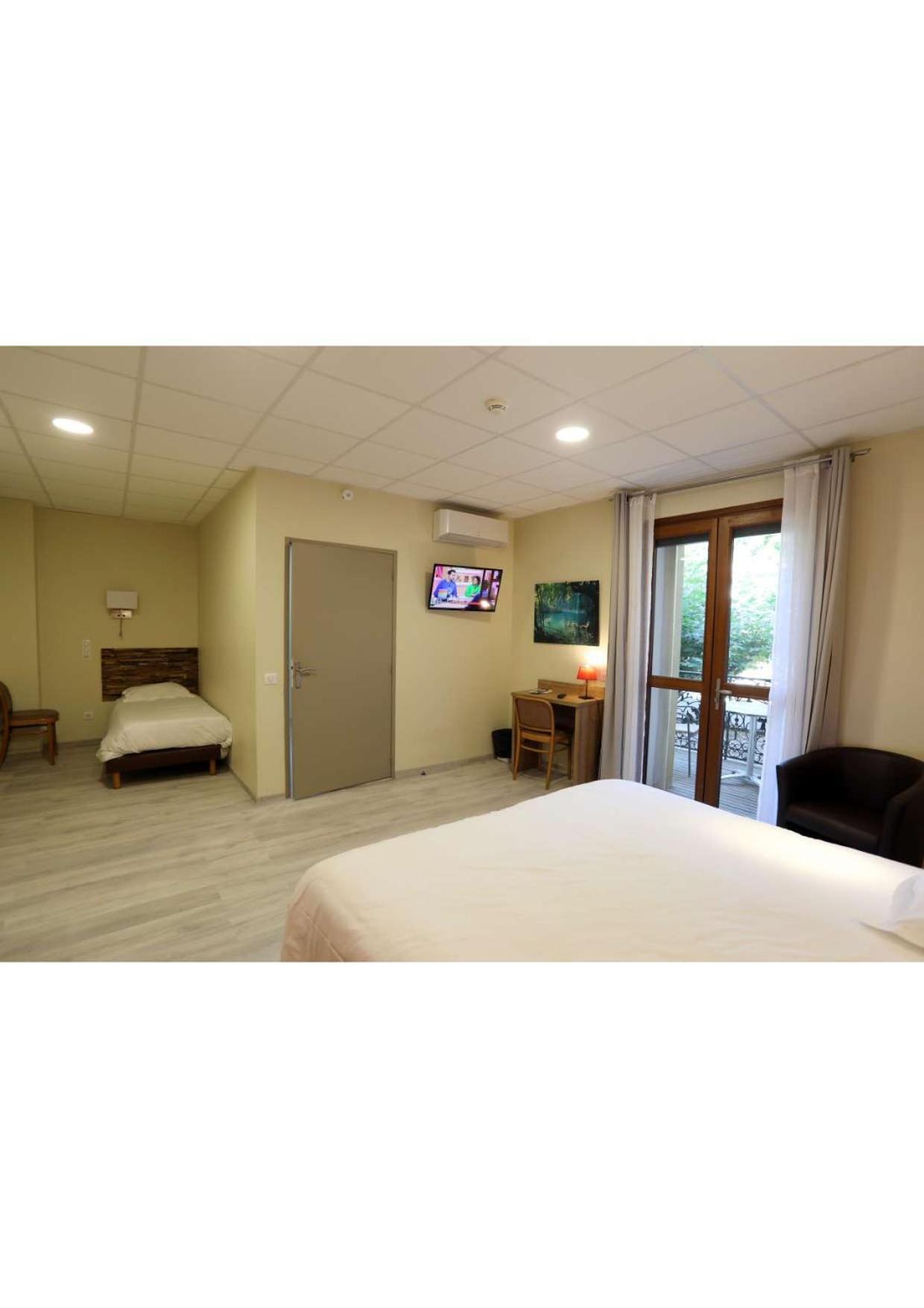 Hotel Belleville ลามาลูส์-เลส์-แบ็งส์ ภายนอก รูปภาพ