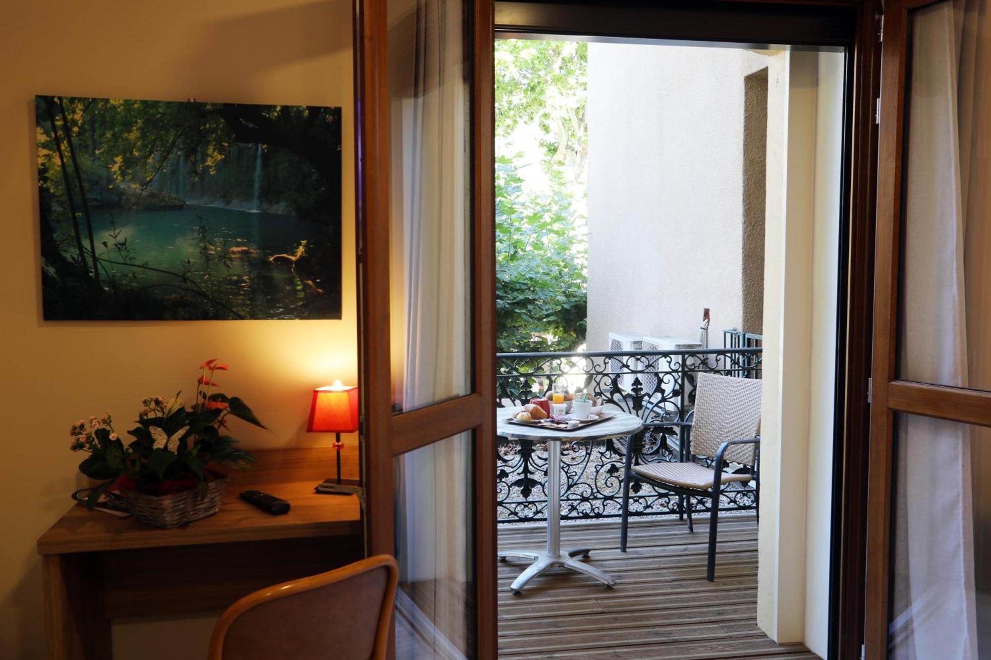 Hotel Belleville ลามาลูส์-เลส์-แบ็งส์ ภายนอก รูปภาพ