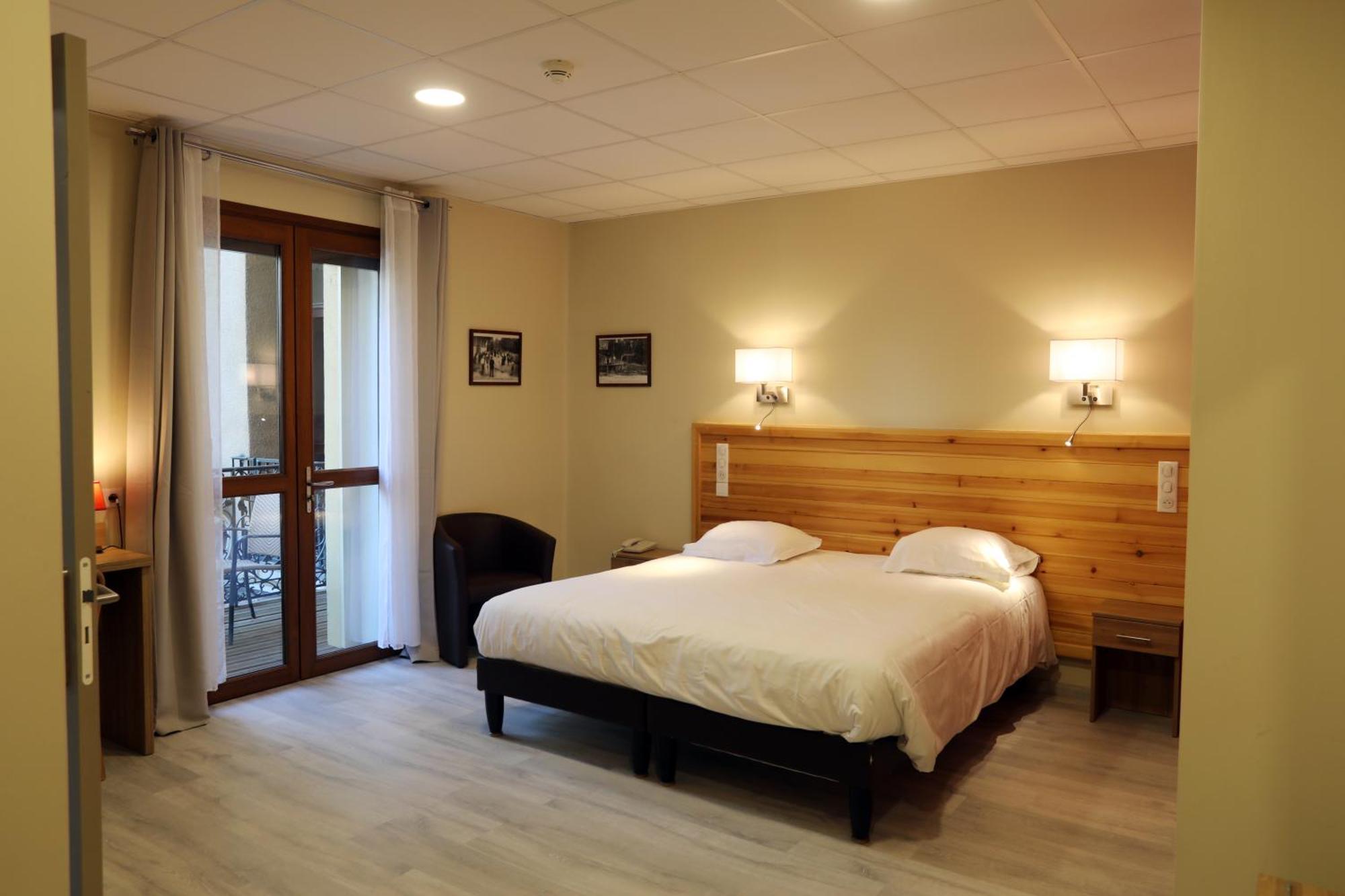 Hotel Belleville ลามาลูส์-เลส์-แบ็งส์ ภายนอก รูปภาพ