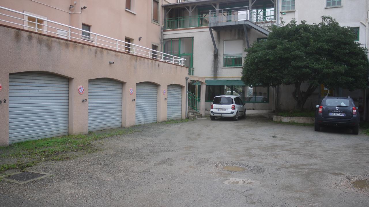 Hotel Belleville ลามาลูส์-เลส์-แบ็งส์ ภายนอก รูปภาพ